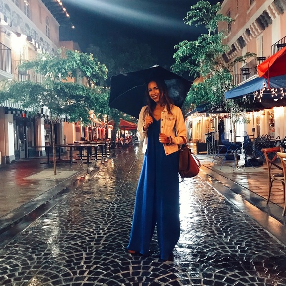 Meet your Posher, Ria - Picture 3 of 6